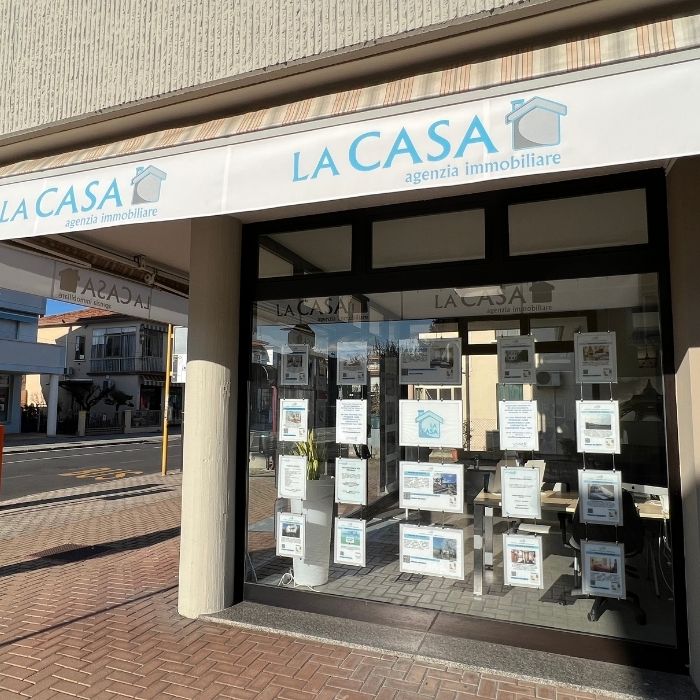 esterni la casa agenzia immobiliare montegrotto (2).jpg